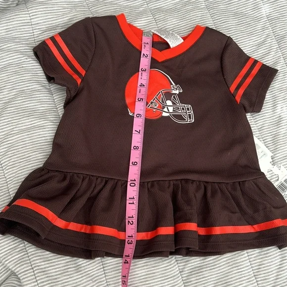 NFL Cleveland browns baby girl outfit size 18 months - Picture 8 of 8